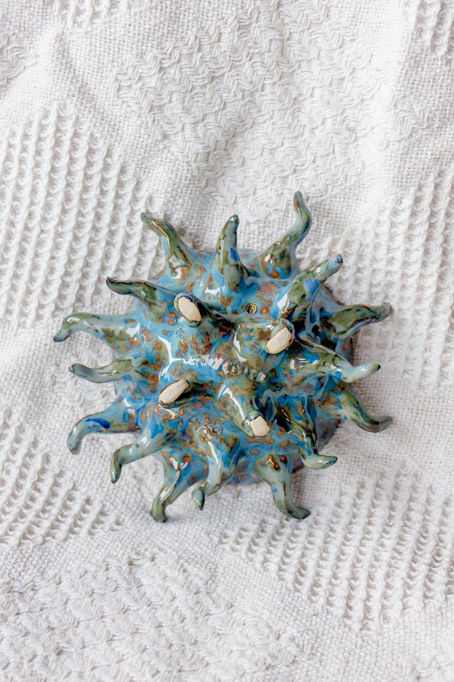 Miska ceramiczna “Macki” czarno-zielona