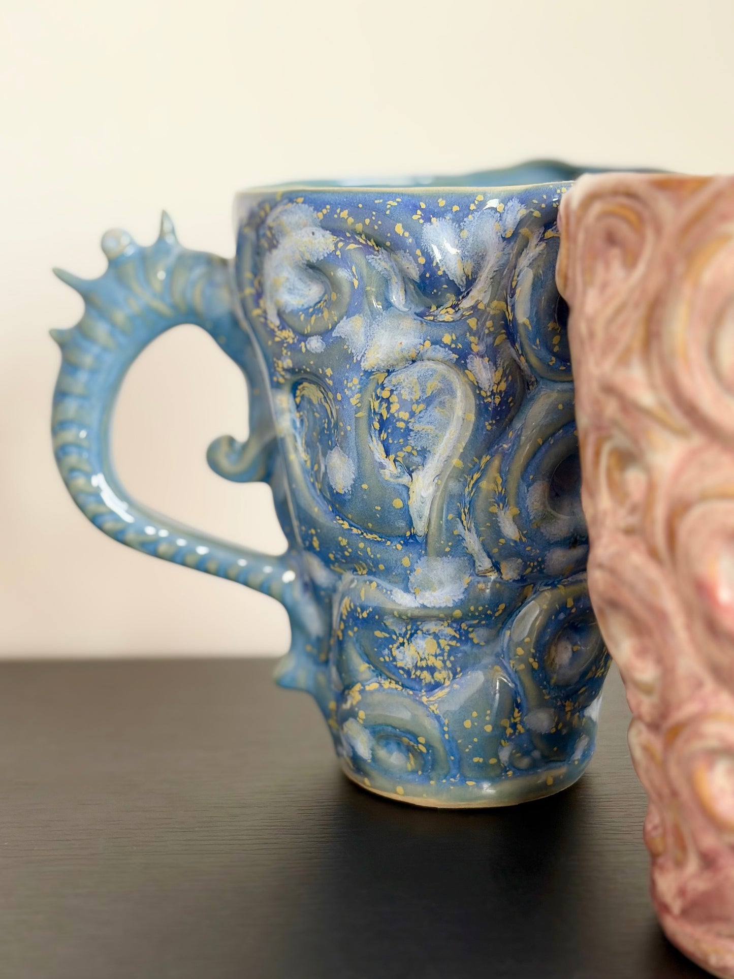 Kubek ceramiczny „Twist” niebieski