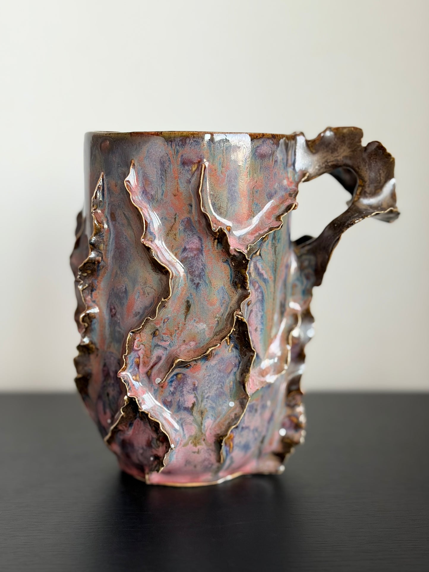 Kubek ceramiczny “Laminari” różowo-fioletowy