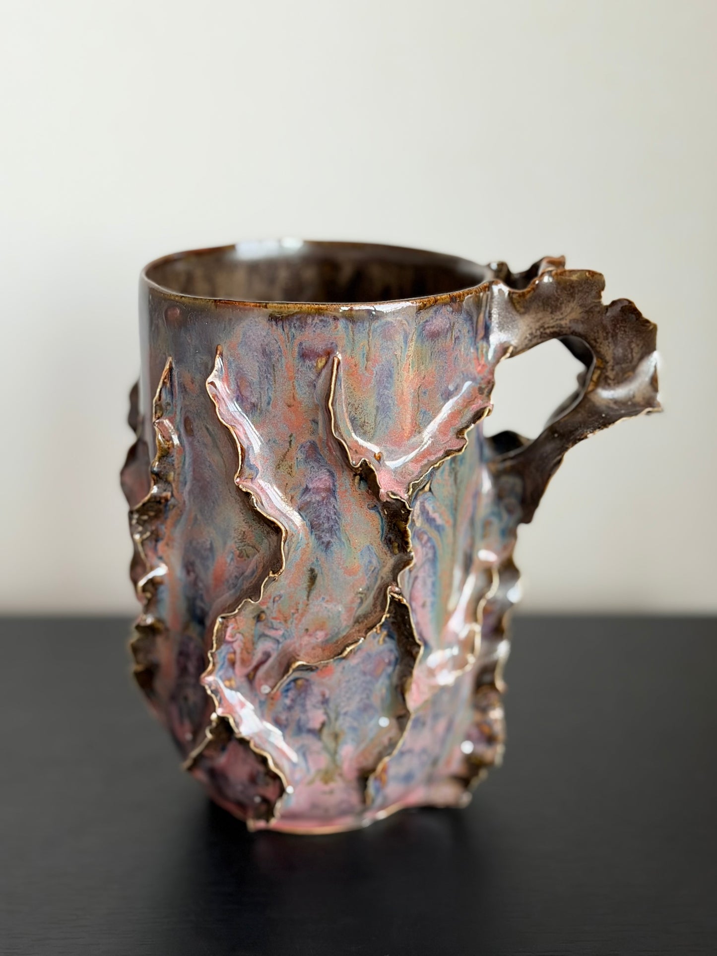 Kubek ceramiczny “Laminari” różowo-fioletowy