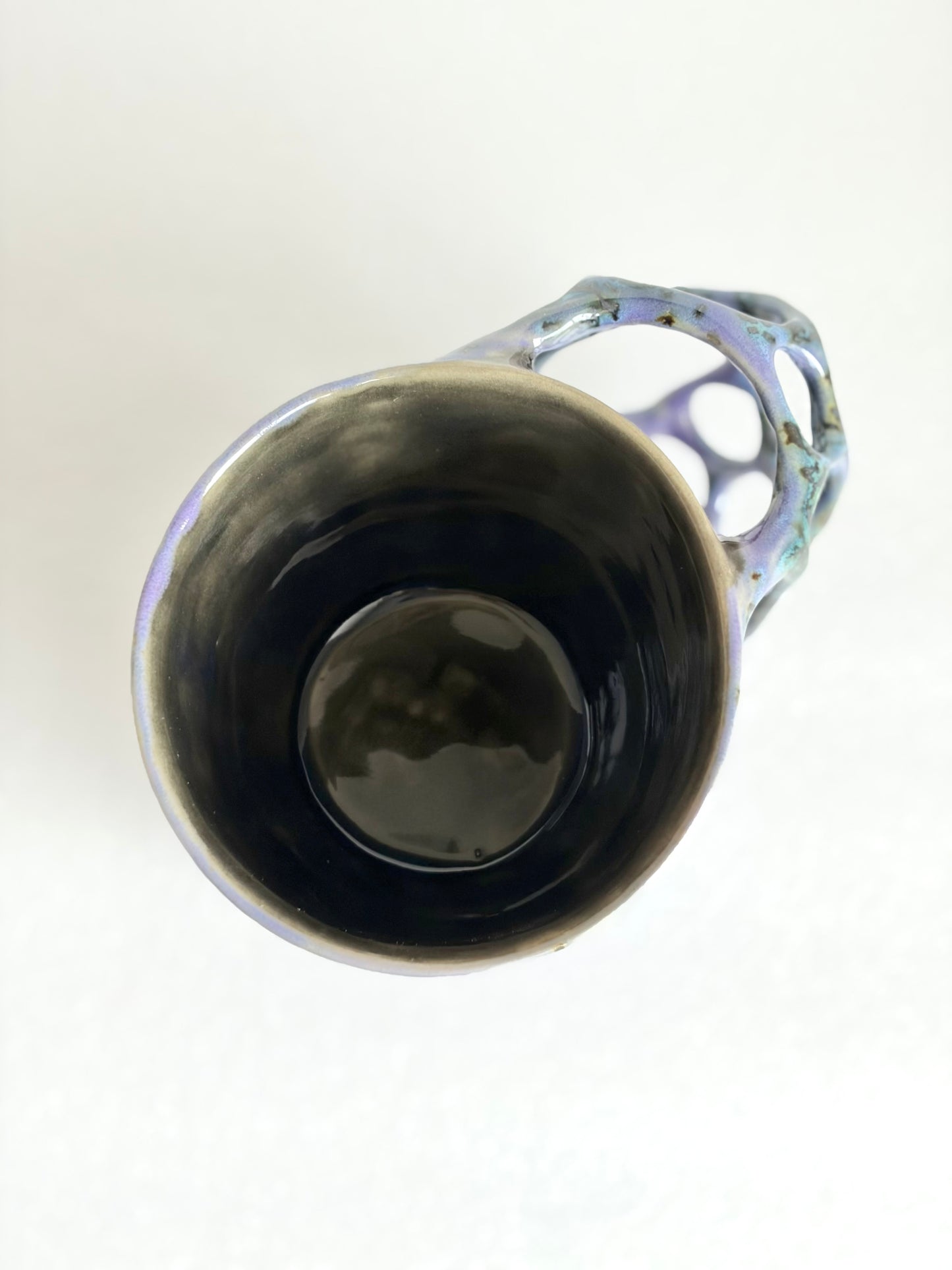 Kubek ceramiczny „Tripto” fioletowy w plamy
