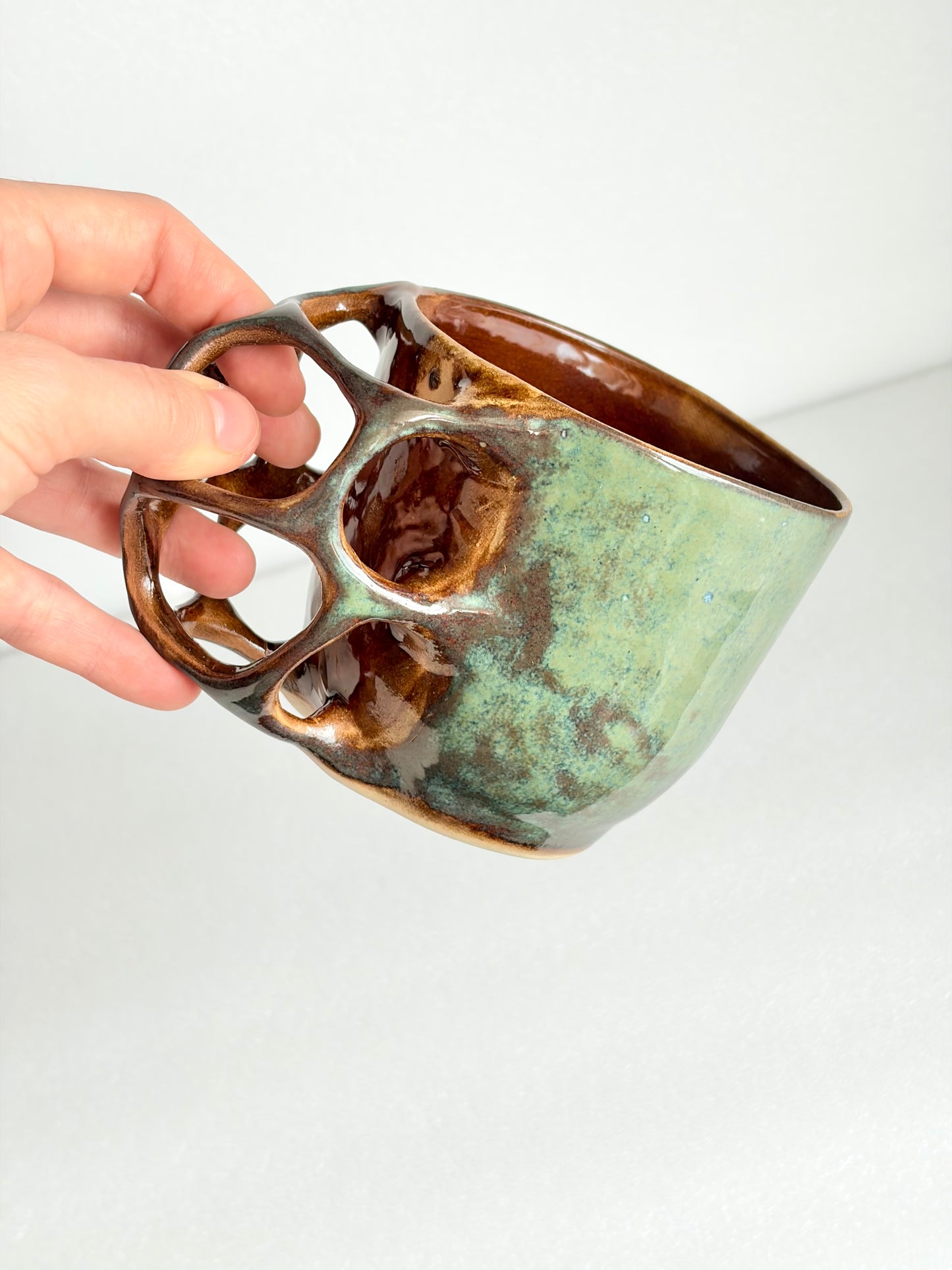 Kubek ceramiczny „Tripto” zielono-brązowy