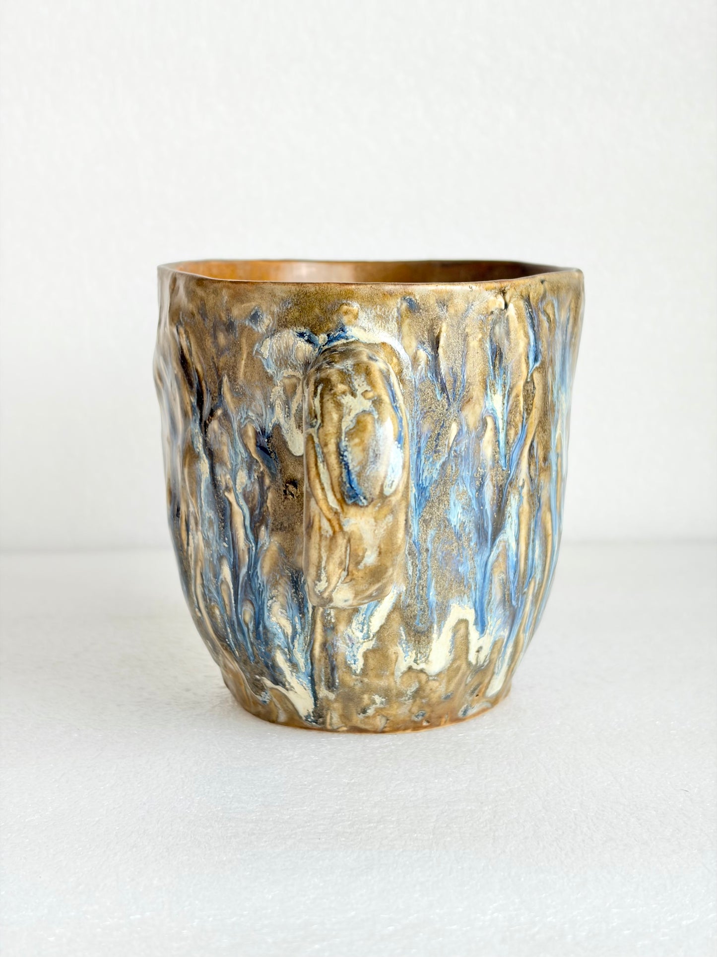 Mug en céramique, noir et marron