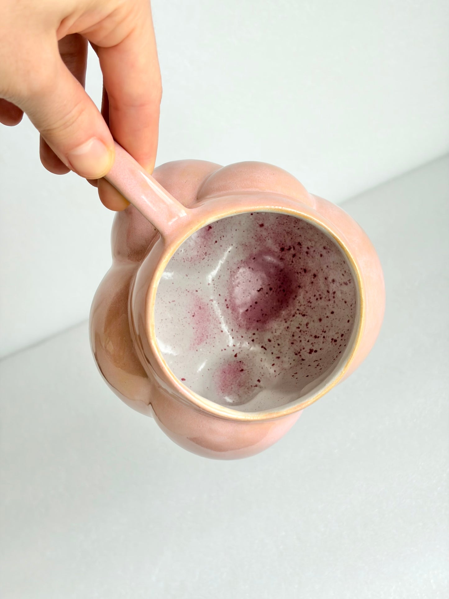 Kubek ceramiczny “Bubbles 3” różowy