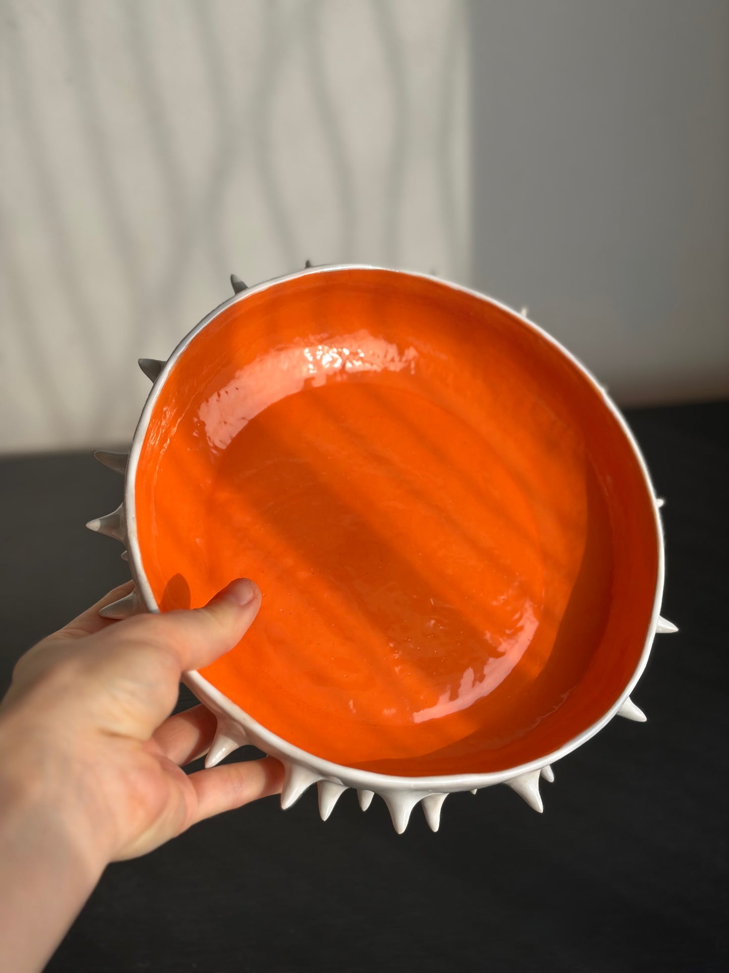 Misa ceramiczna z kolcami