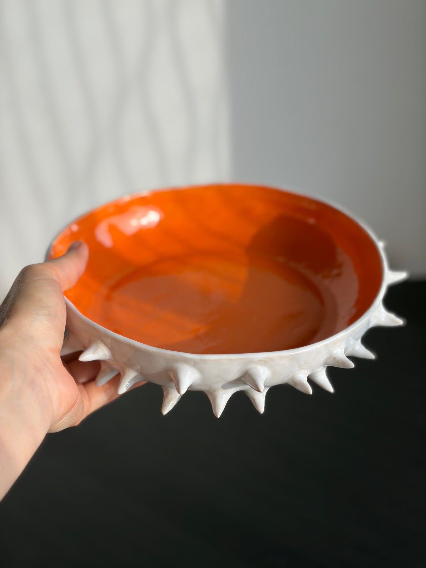 Misa ceramiczna z kolcami