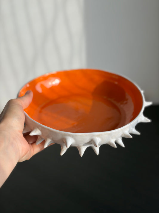Misa ceramiczna z kolcami