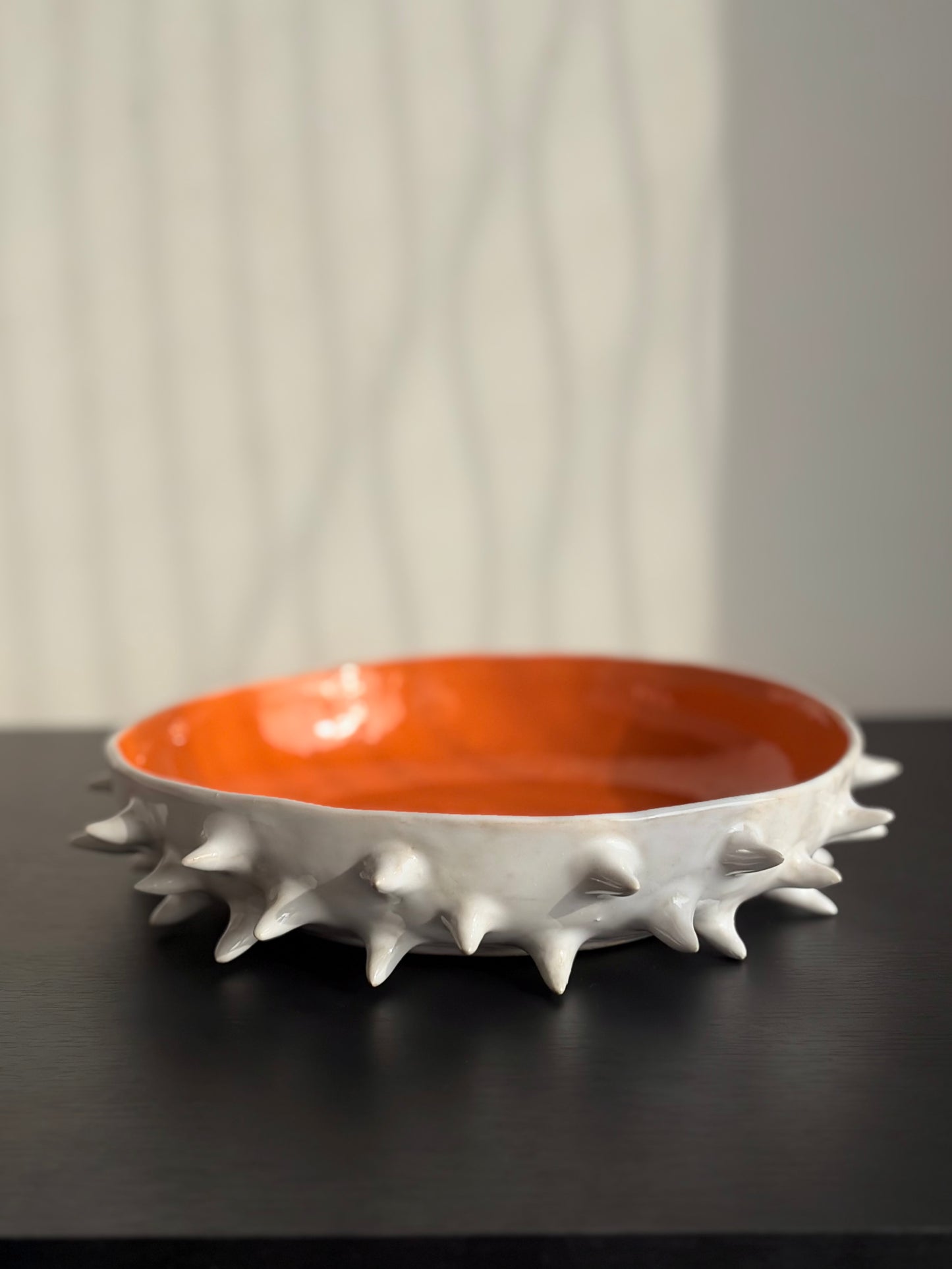 Misa ceramiczna z kolcami