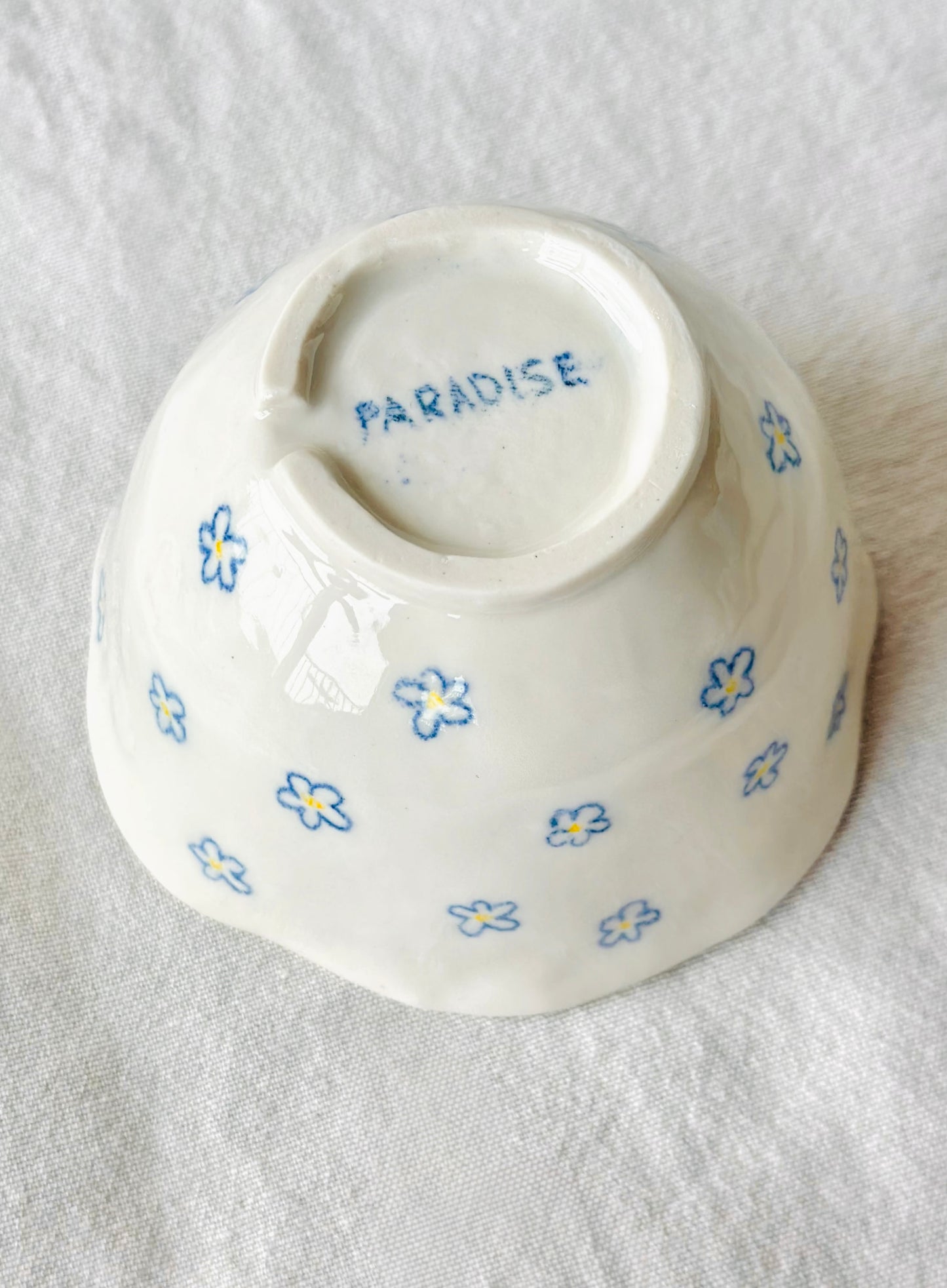 Filiżanka porcelanowa bez ucha (miseczka)