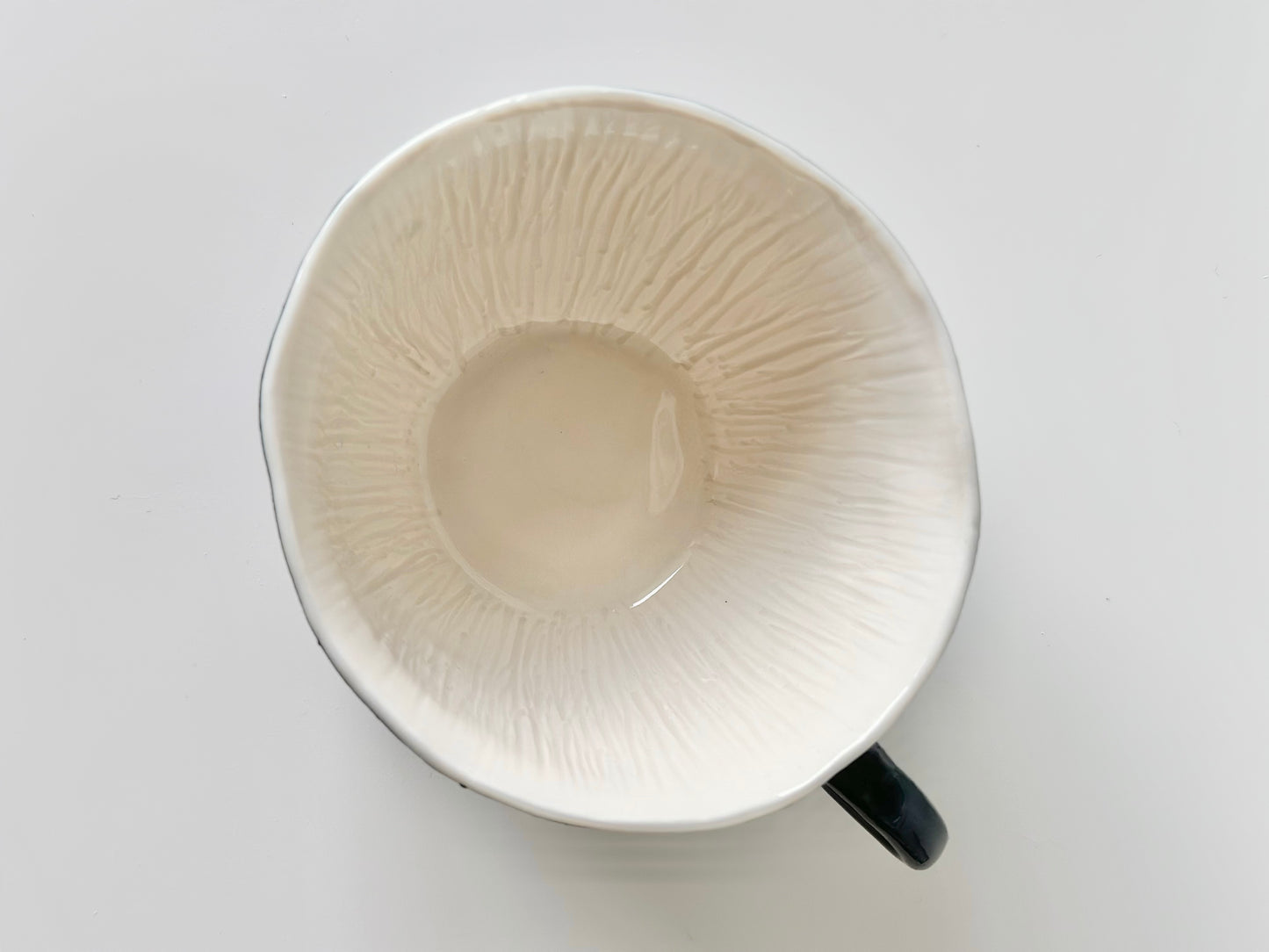 Mug en porcelaine plaqué or