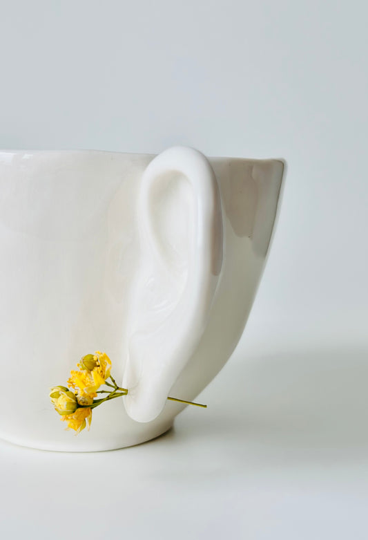 Filiżanka porcelanowa z Uchem