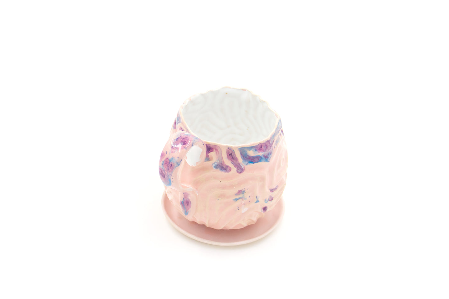 Kubek ceramiczny w kolorze różowym ze spodkiem