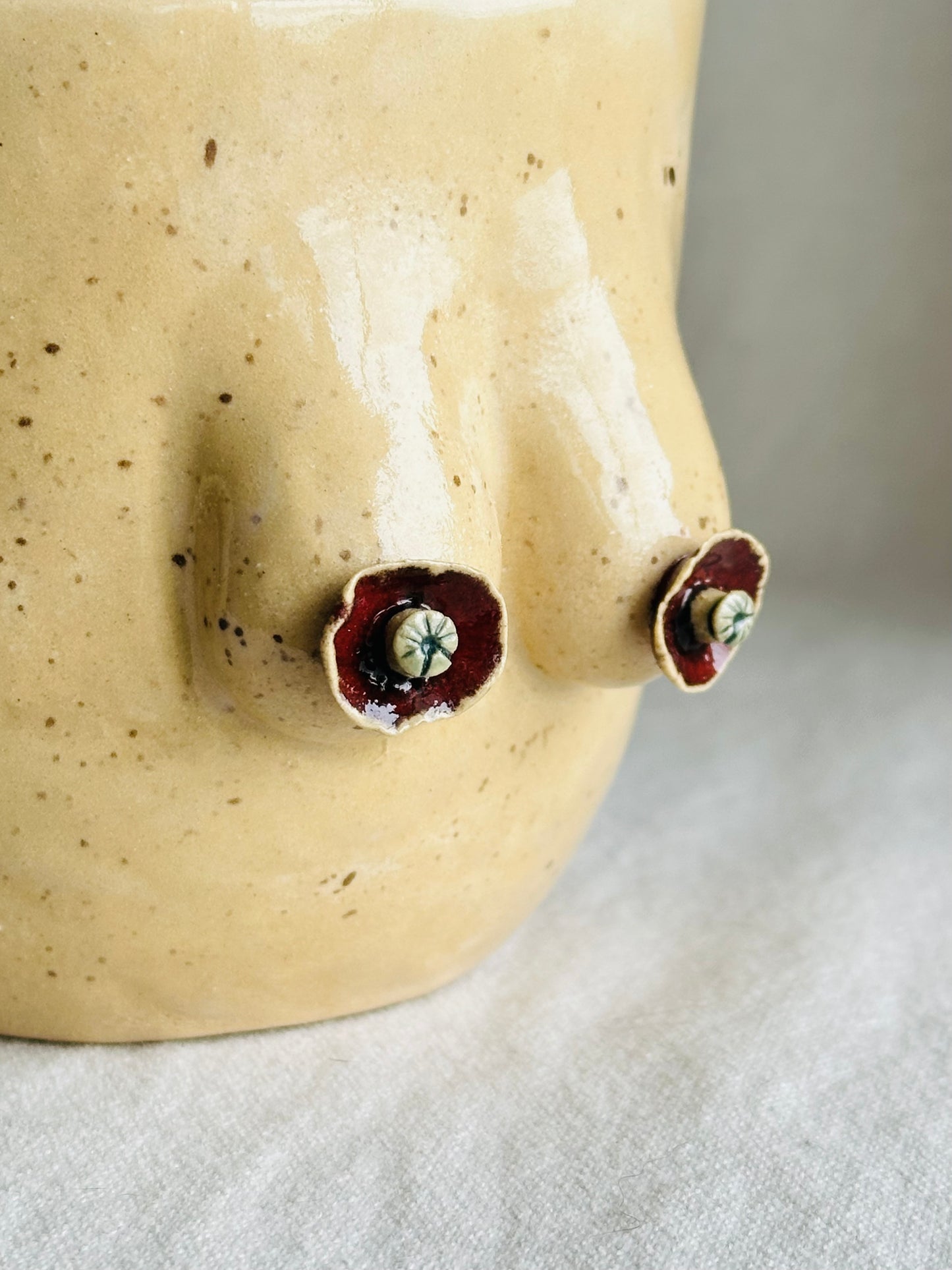 Mug en porcelaine plaqué or