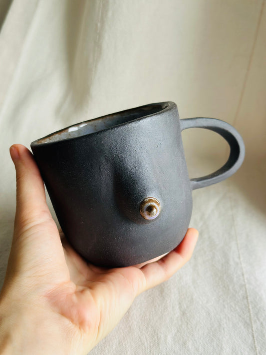 Mug en porcelaine plaqué or