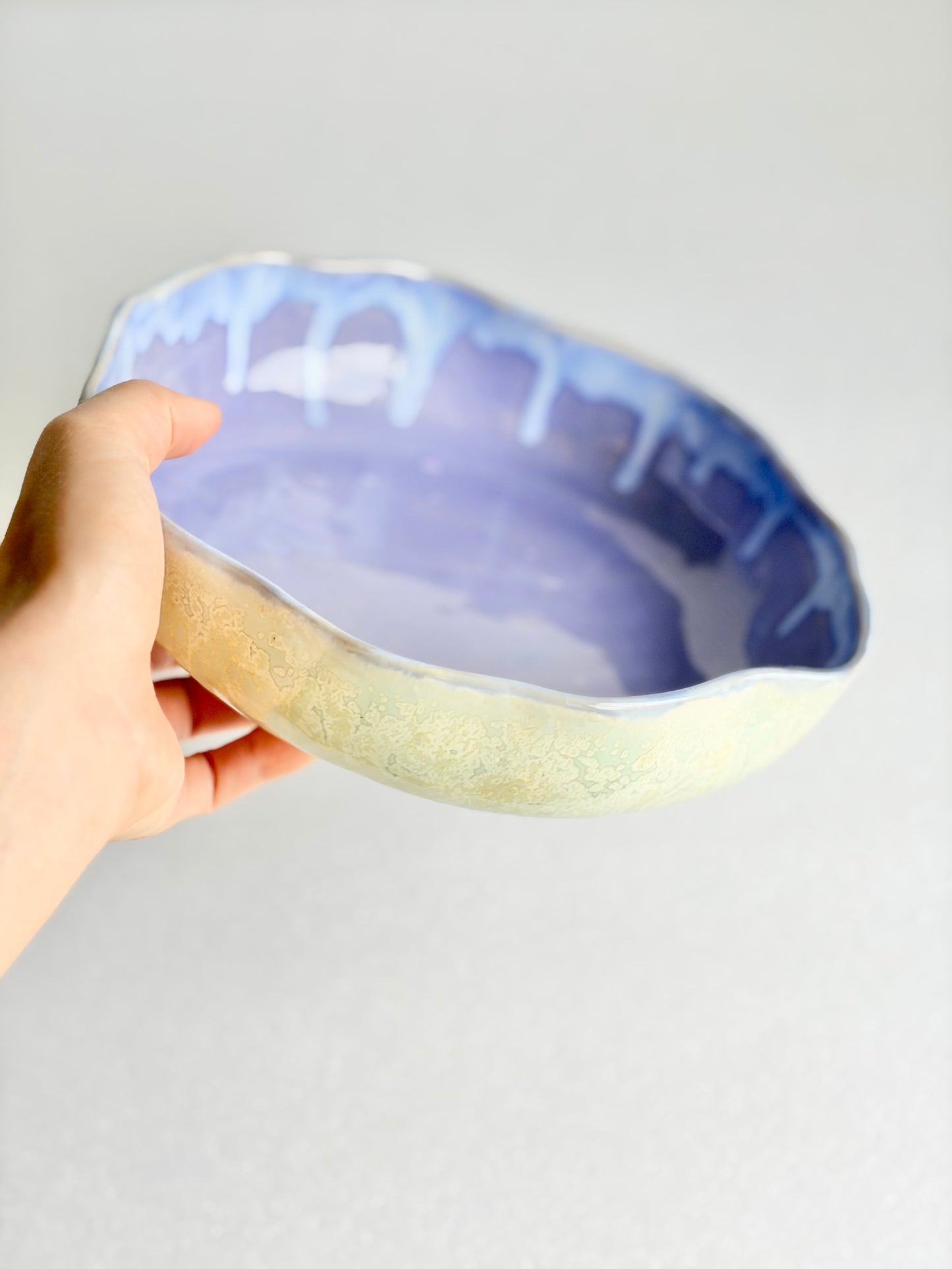 Grand bol en céramique, beige et vert