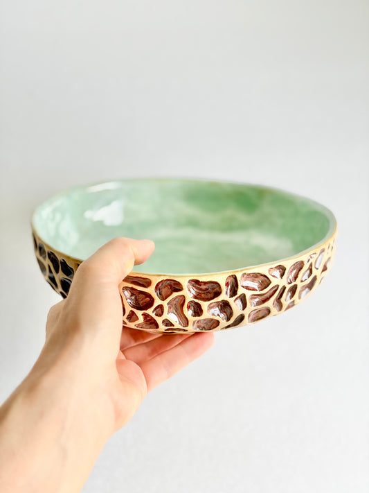 Miska ceramiczna z rzeźbioną fakturą