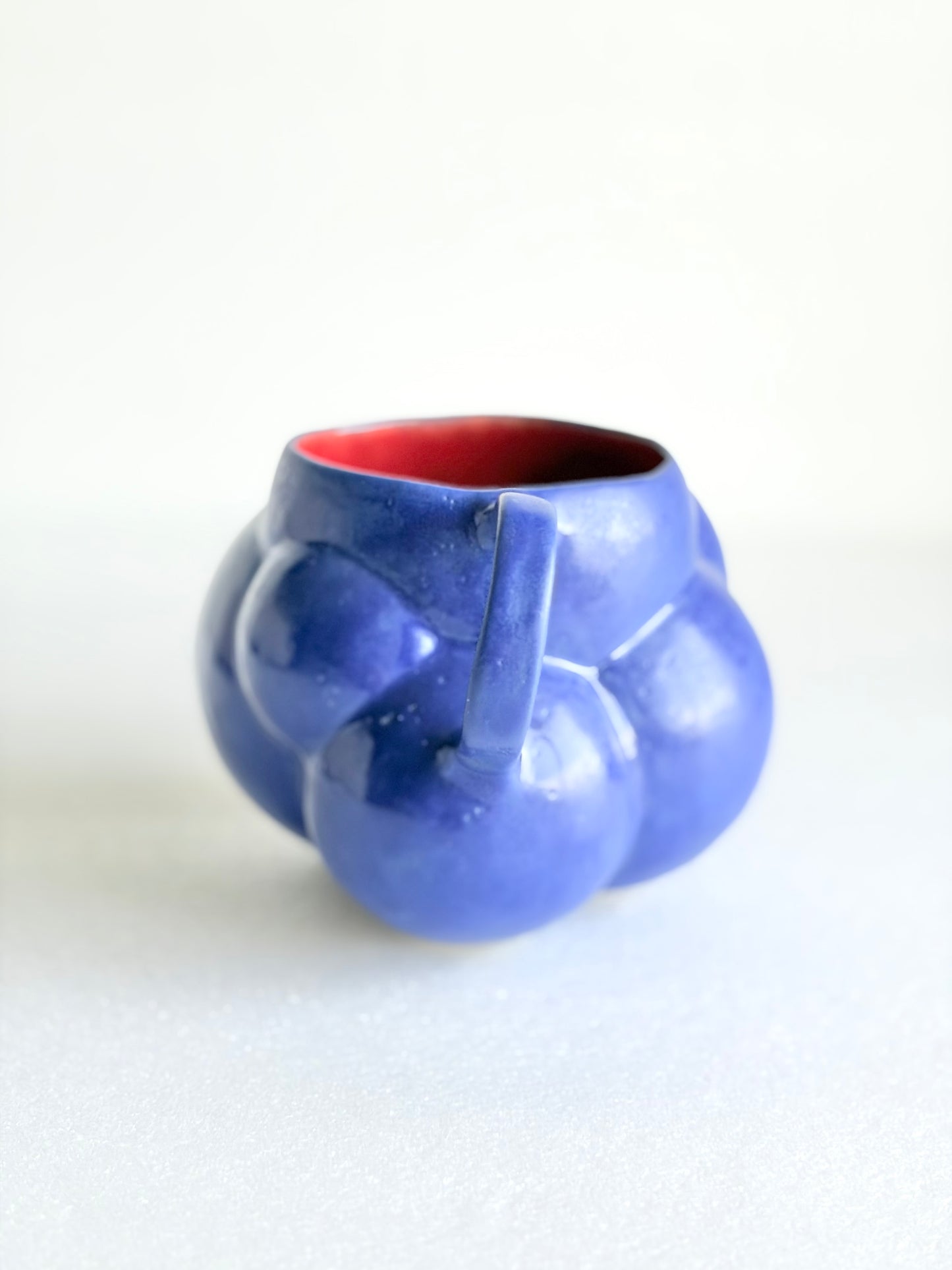 Kubek ceramiczny “Bubbles 3” granatowo-czerwony (Copy)