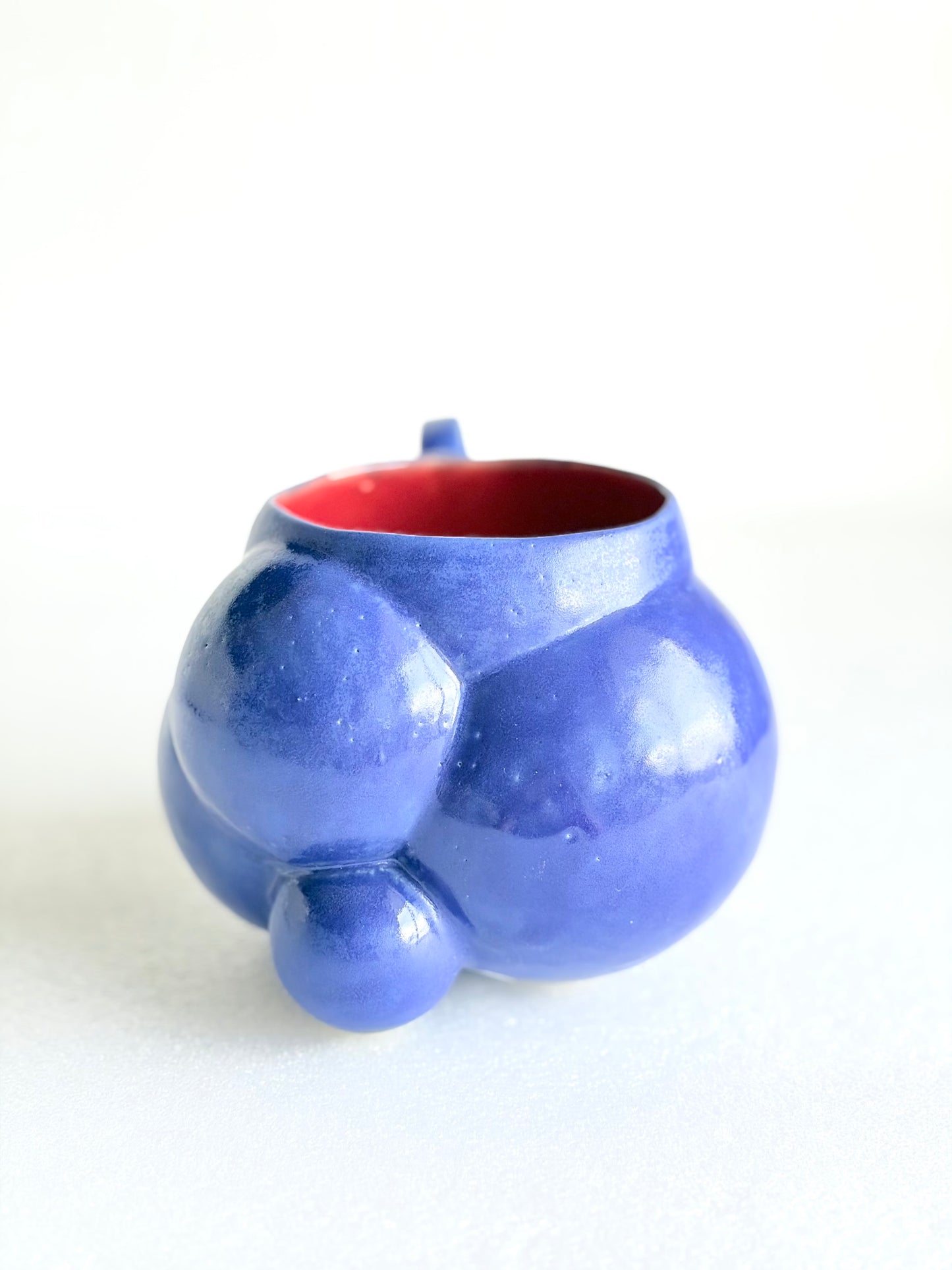 Kubek ceramiczny “Bubbles 3” granatowo-czerwony (Copy)