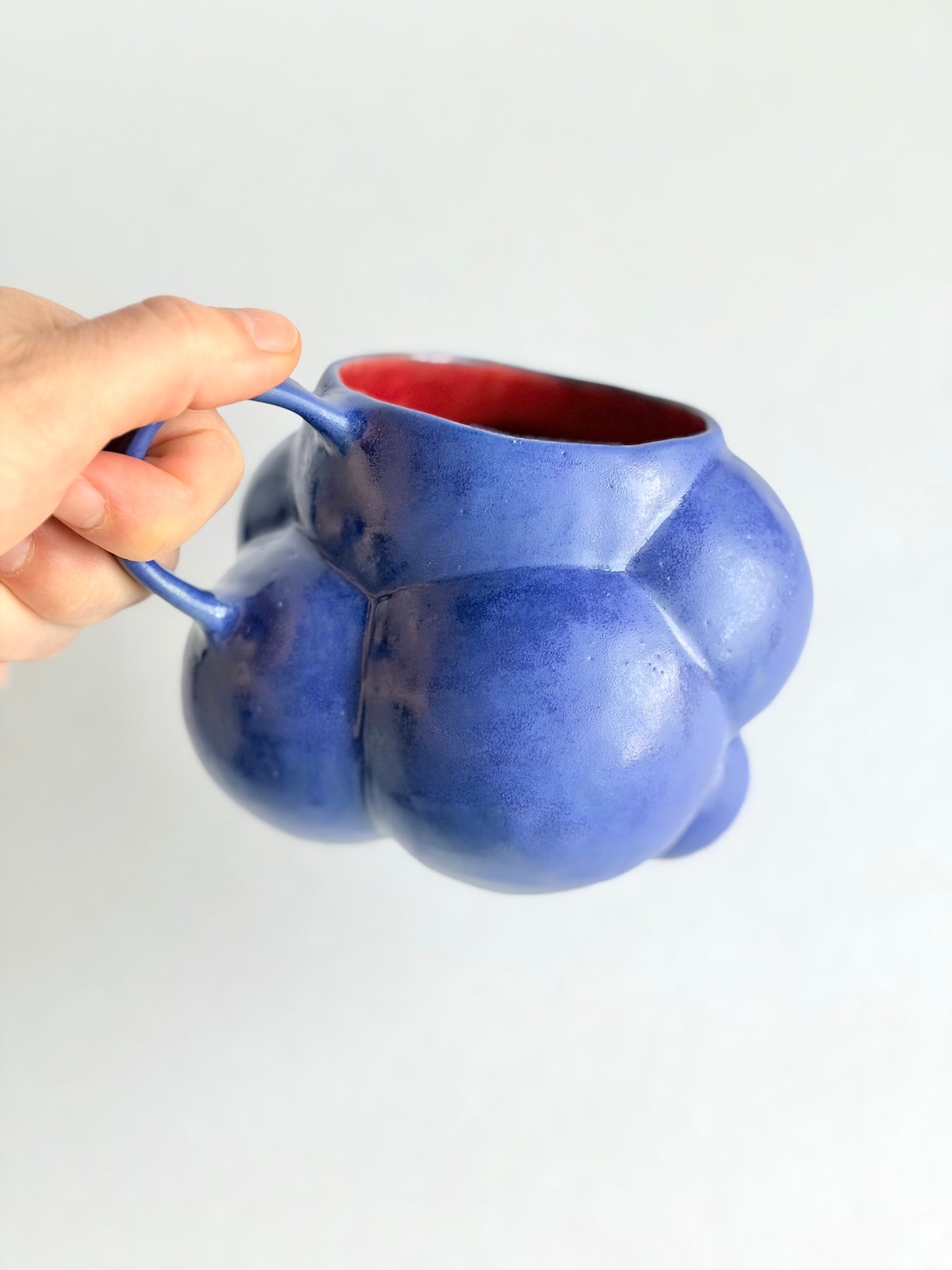 Kubek ceramiczny “Bubbles 3” granatowo-czerwony (Copy)