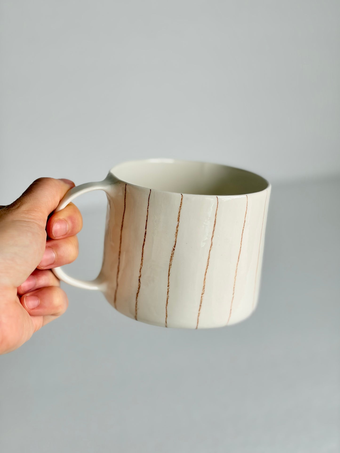 Kubek porcelanowy w pasy
