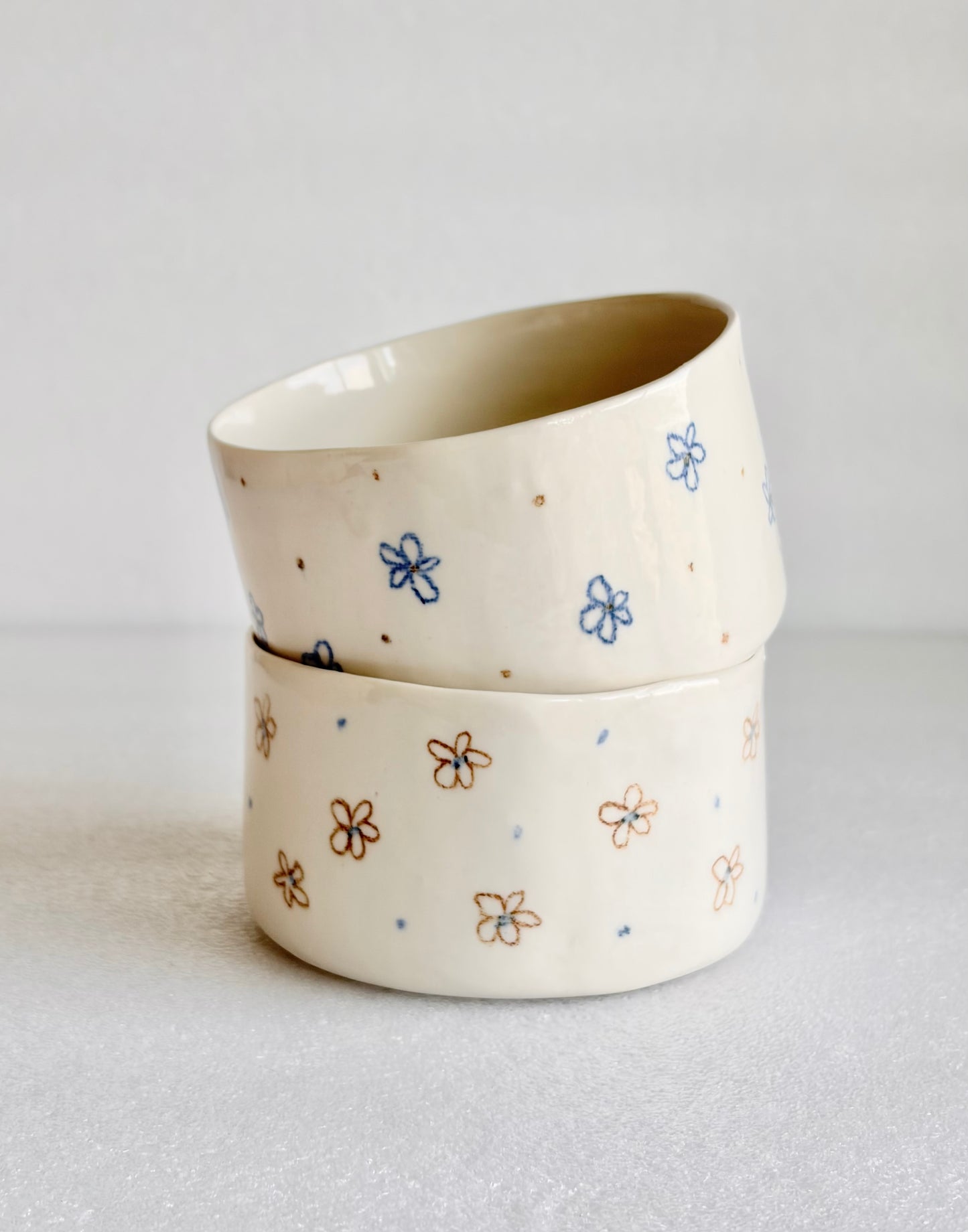 Miska porcelanowa w kwiatki
