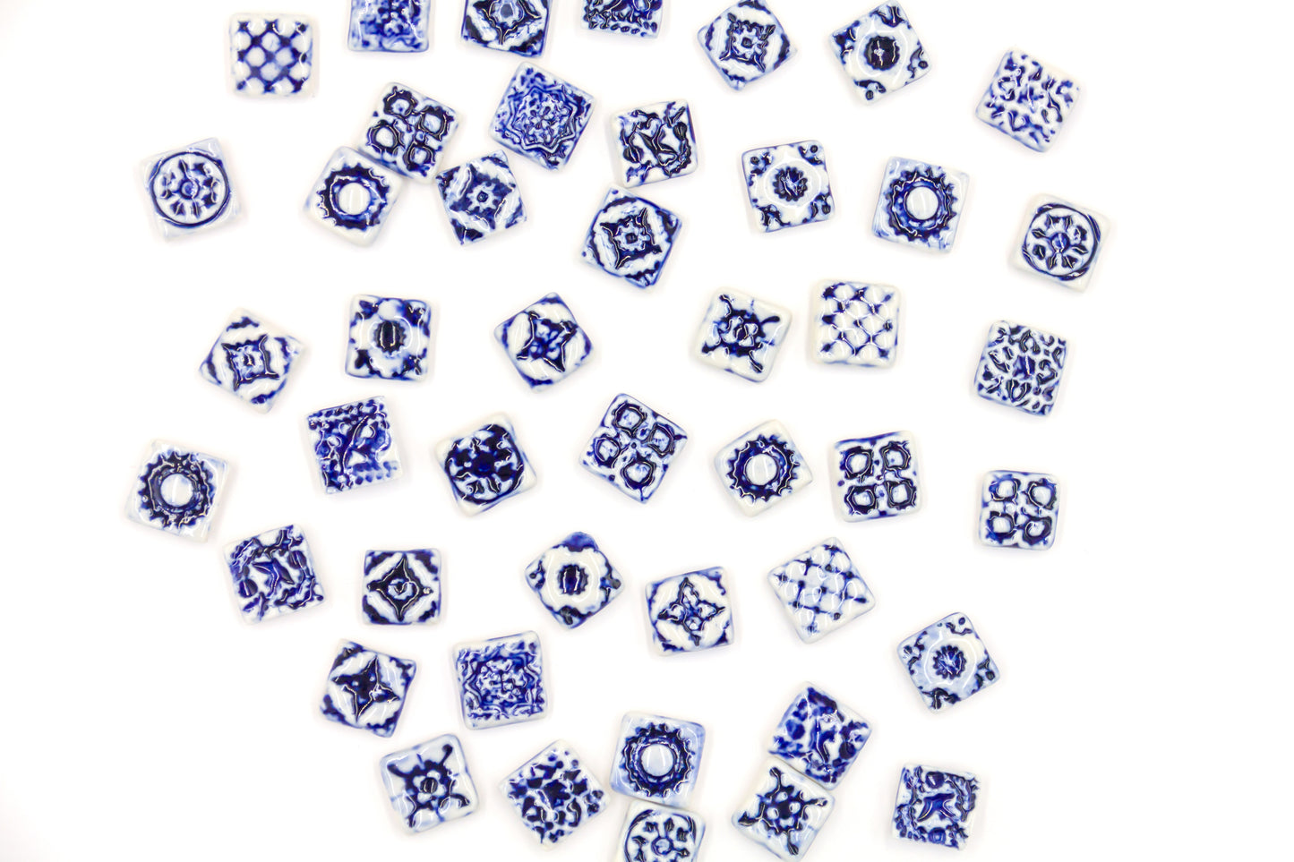 Małe kafelki magnesy porcelanowe w stylu azulejos