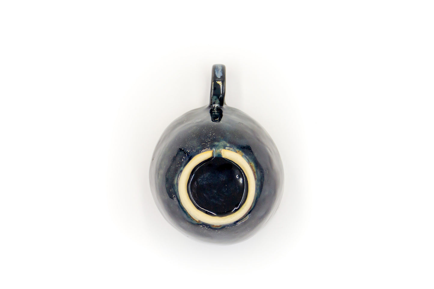 Kubek ceramiczny w kolorze czarno-granatowym
