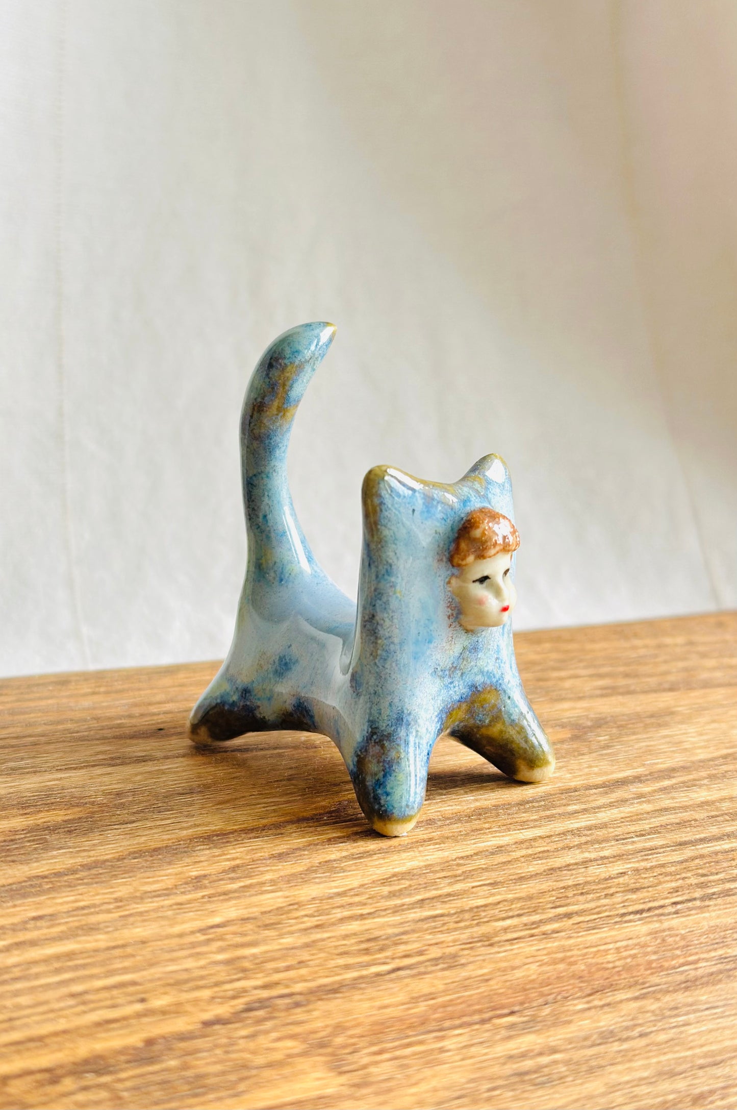 Figurka ceramiczna kotek Habubu