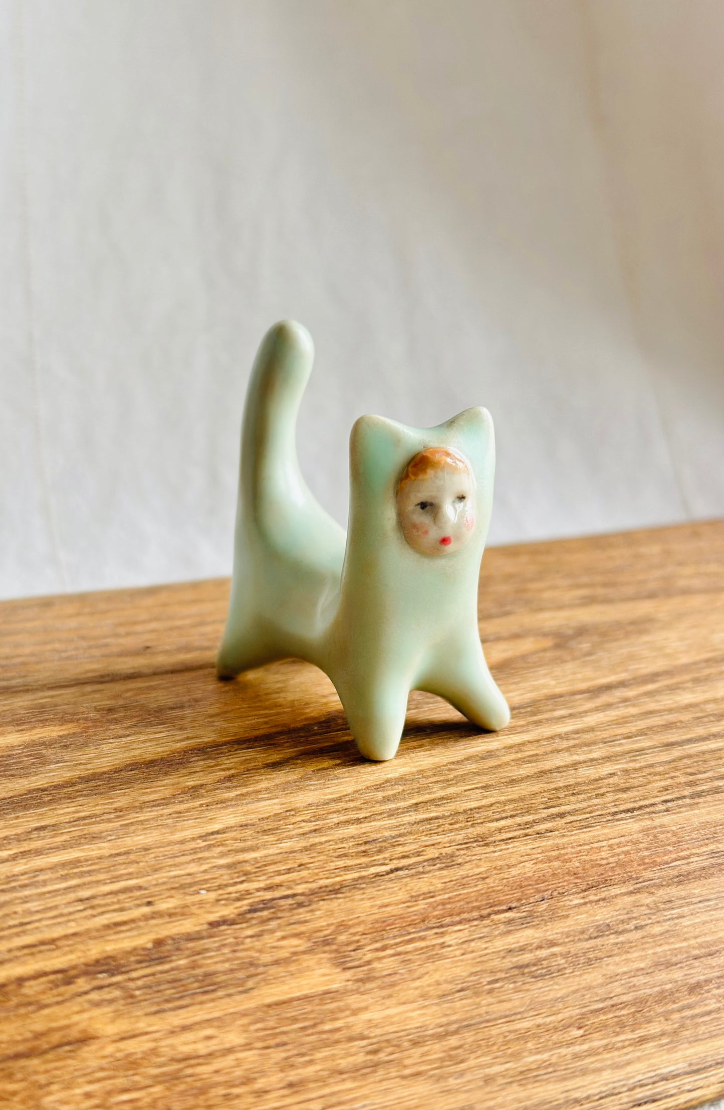 Figurka ceramiczna kotek Habubu