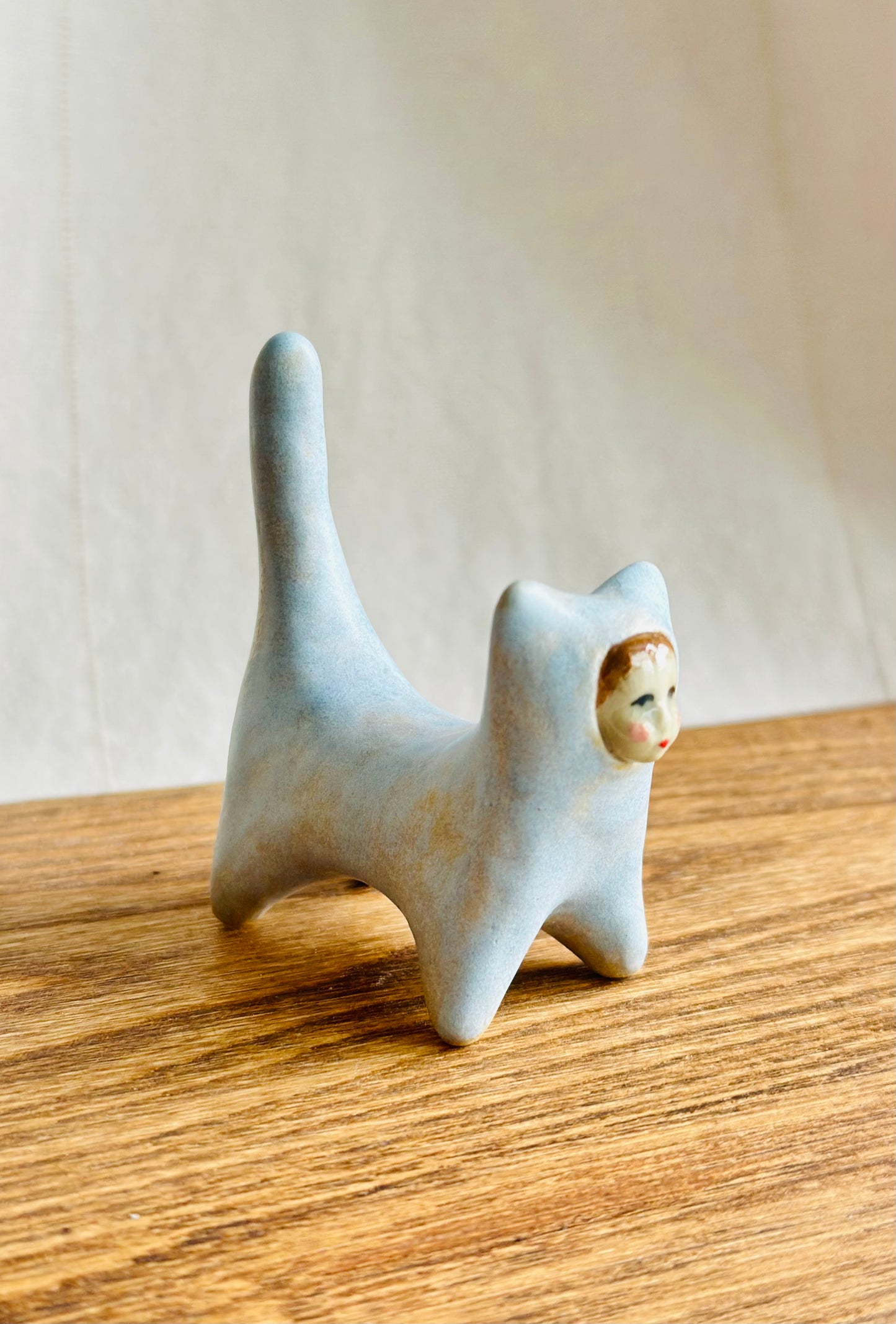 Figurka ceramiczna kotek Habubu