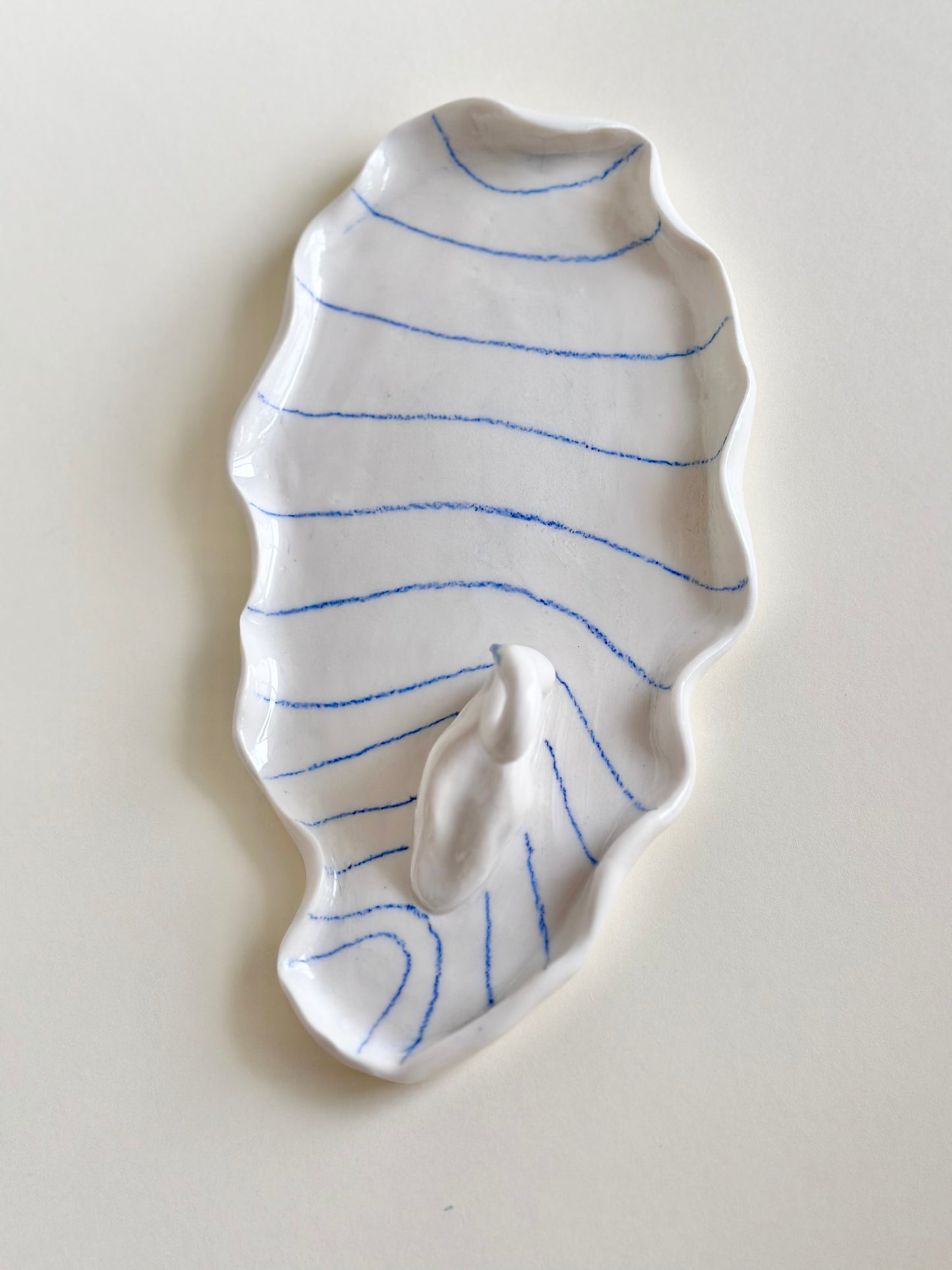 Podstawka na biżuterię z łabędziem