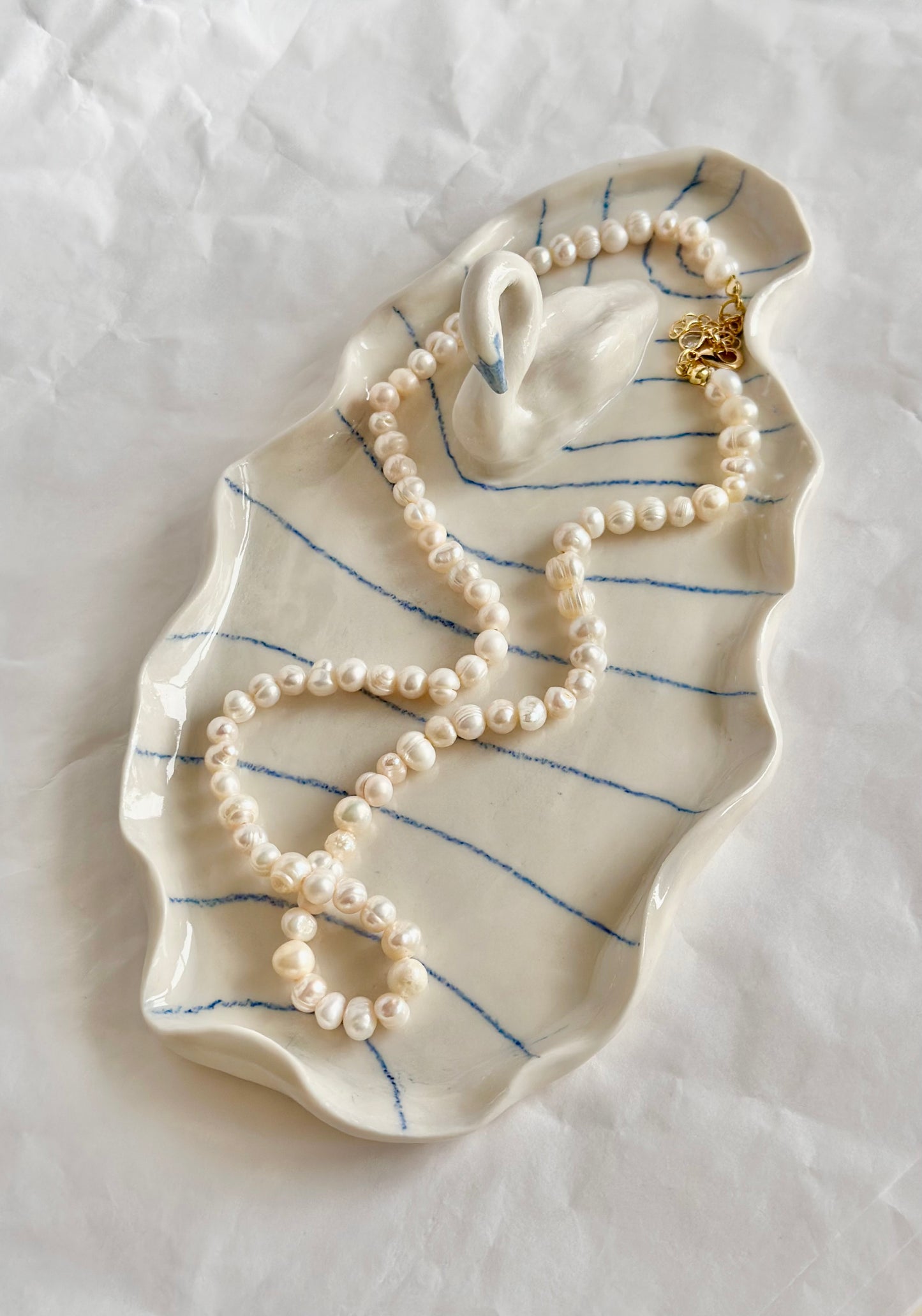 Podstawka na biżuterię z łabędziem