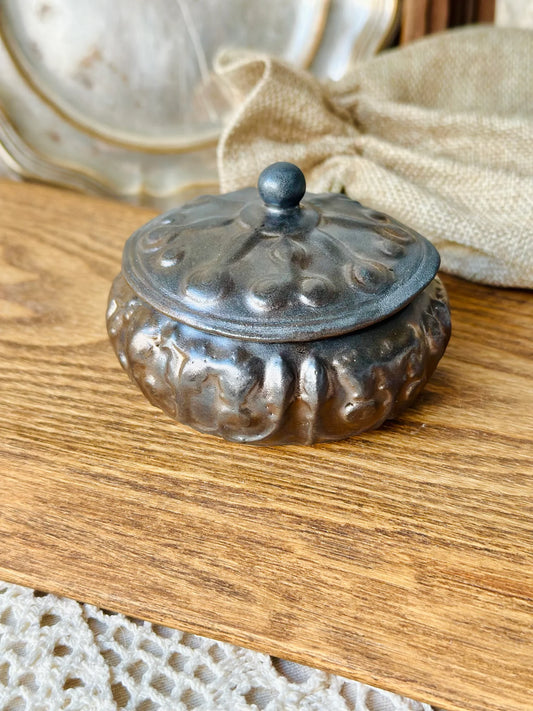 Szkatułka ceramiczna czarno-brązowa