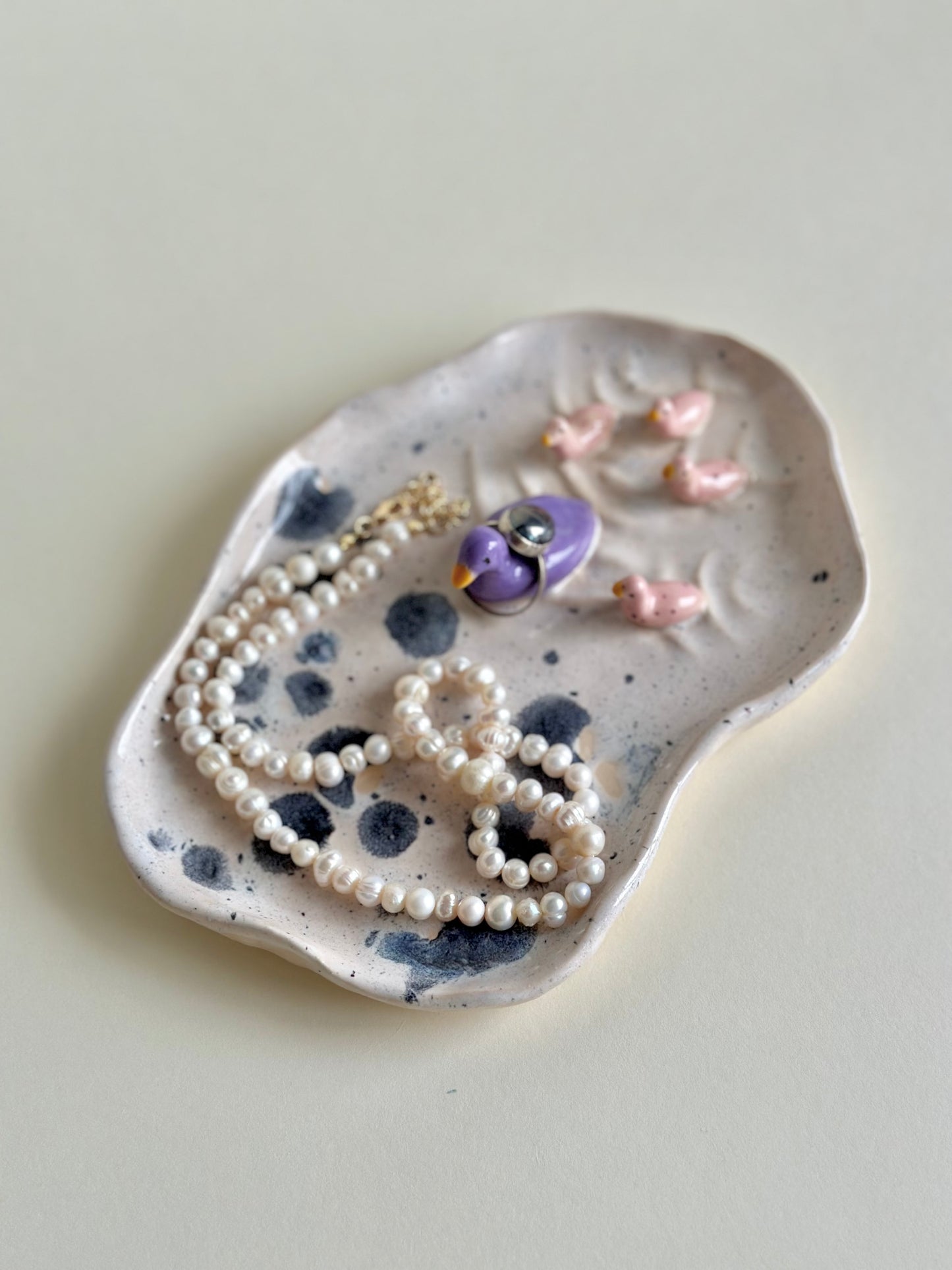 Podstawka na biżuterię z kaczką