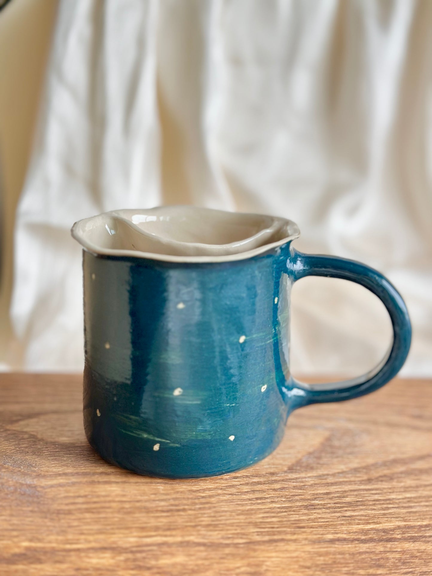 Mug en porcelaine plaqué or