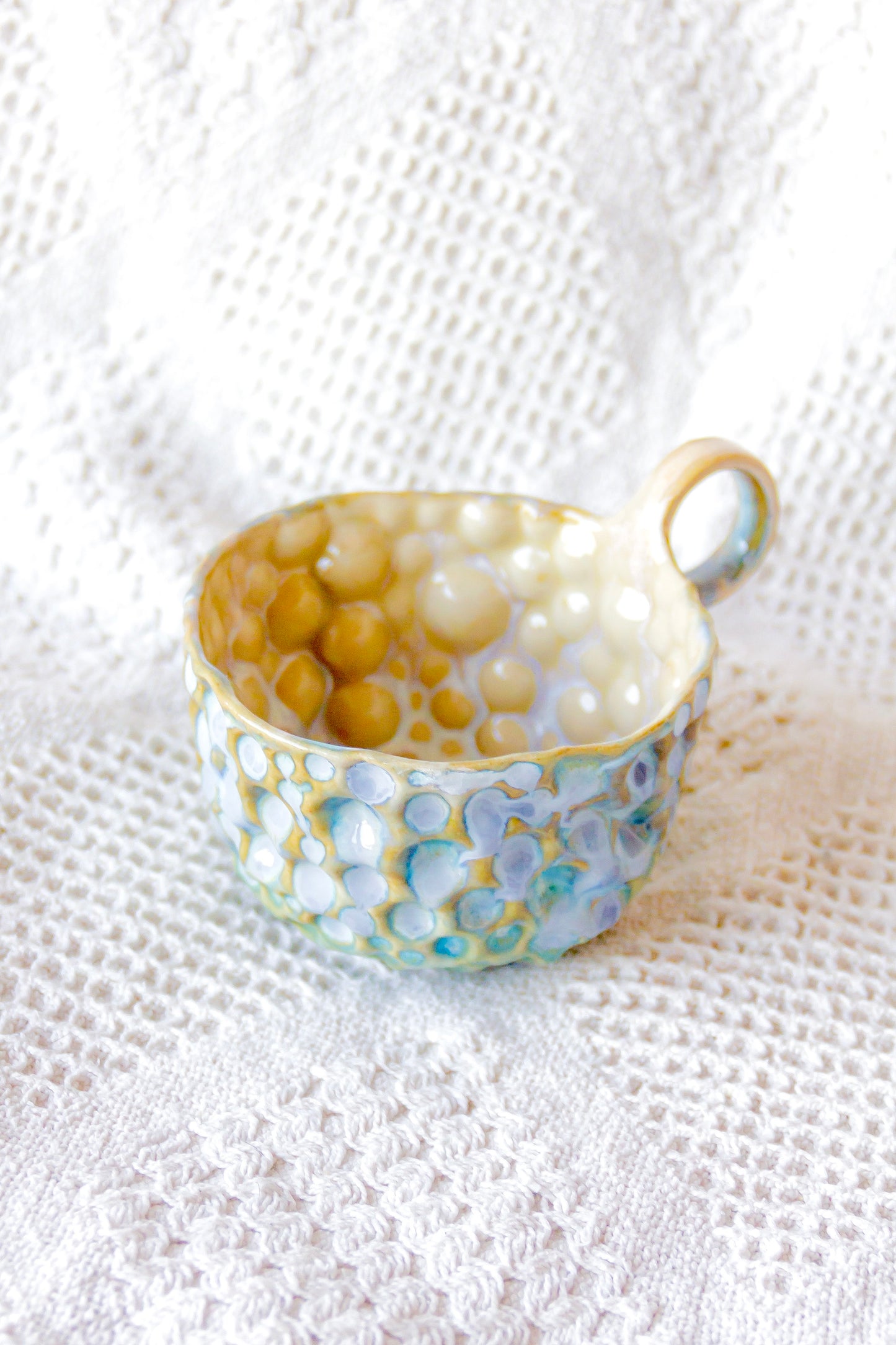 Tasse en céramique "Bulles" jaune et verte