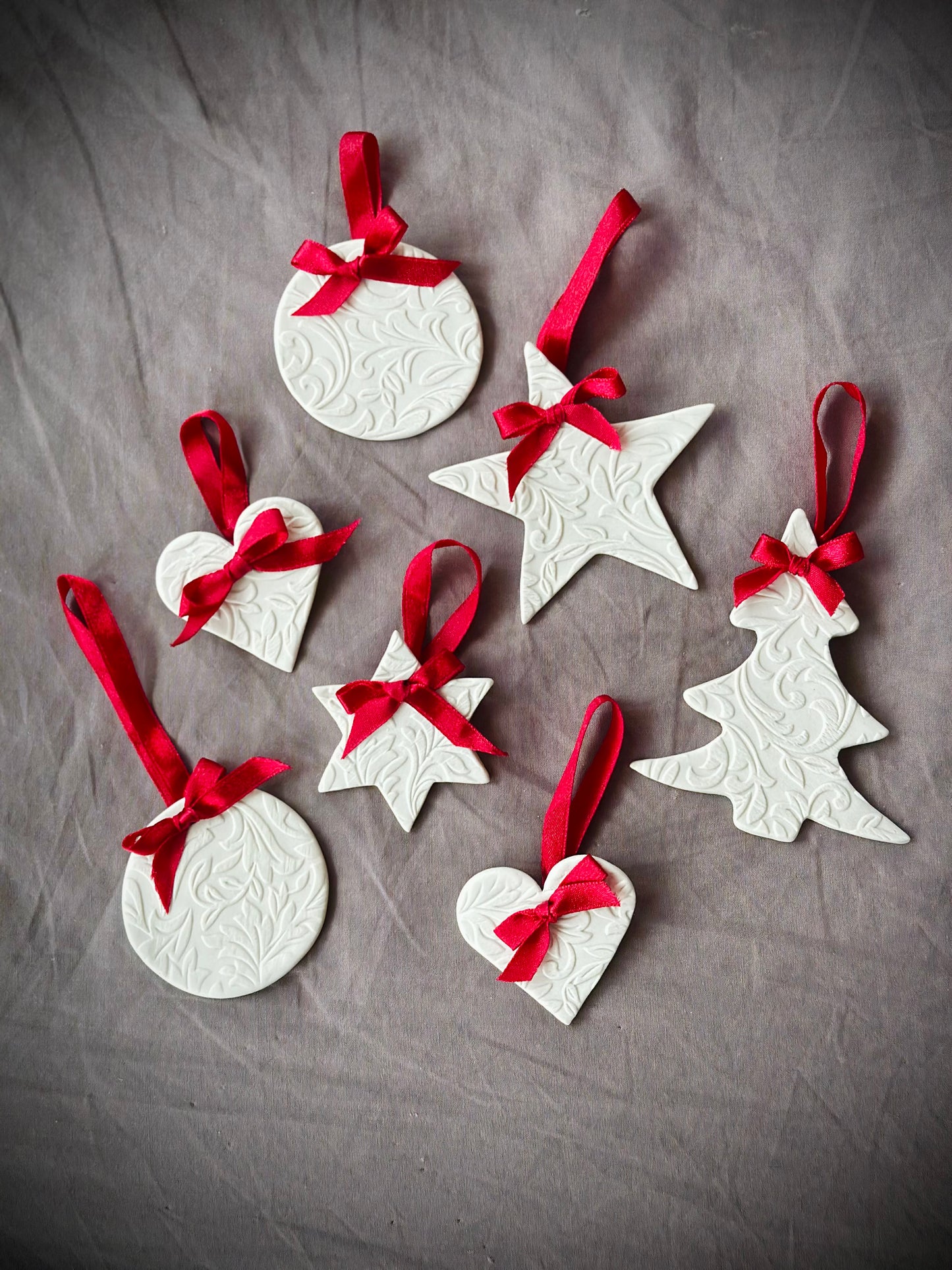 Pendentif en céramique, décoration de sapin de Noël, motifs variés