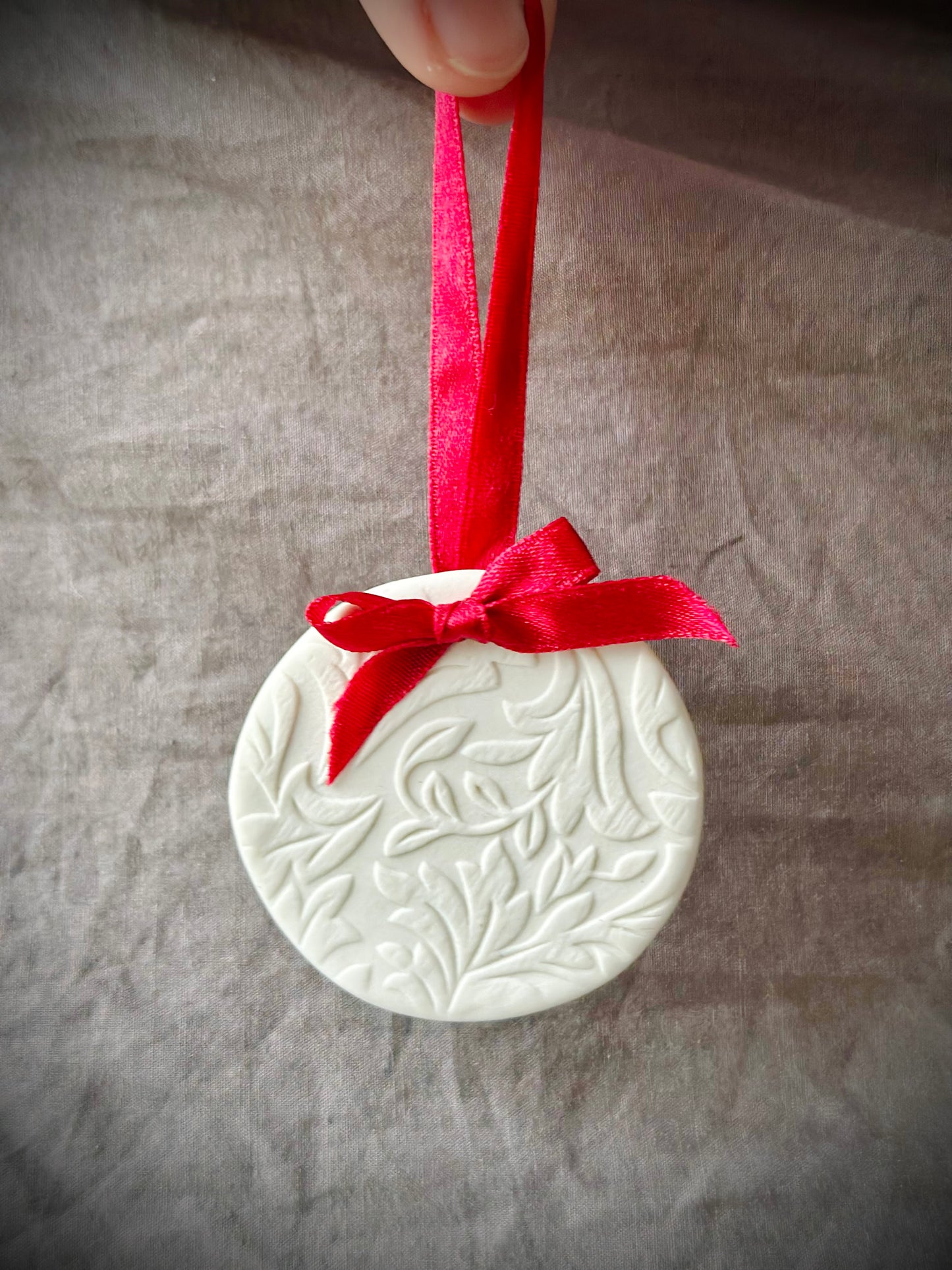 Pendentif en céramique, décoration de sapin de Noël, motifs variés