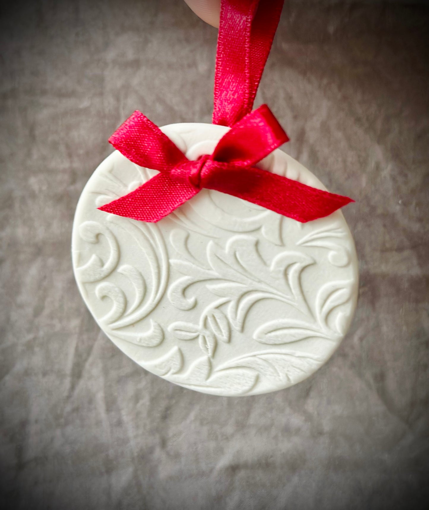 Pendentif en céramique, décoration de sapin de Noël, motifs variés