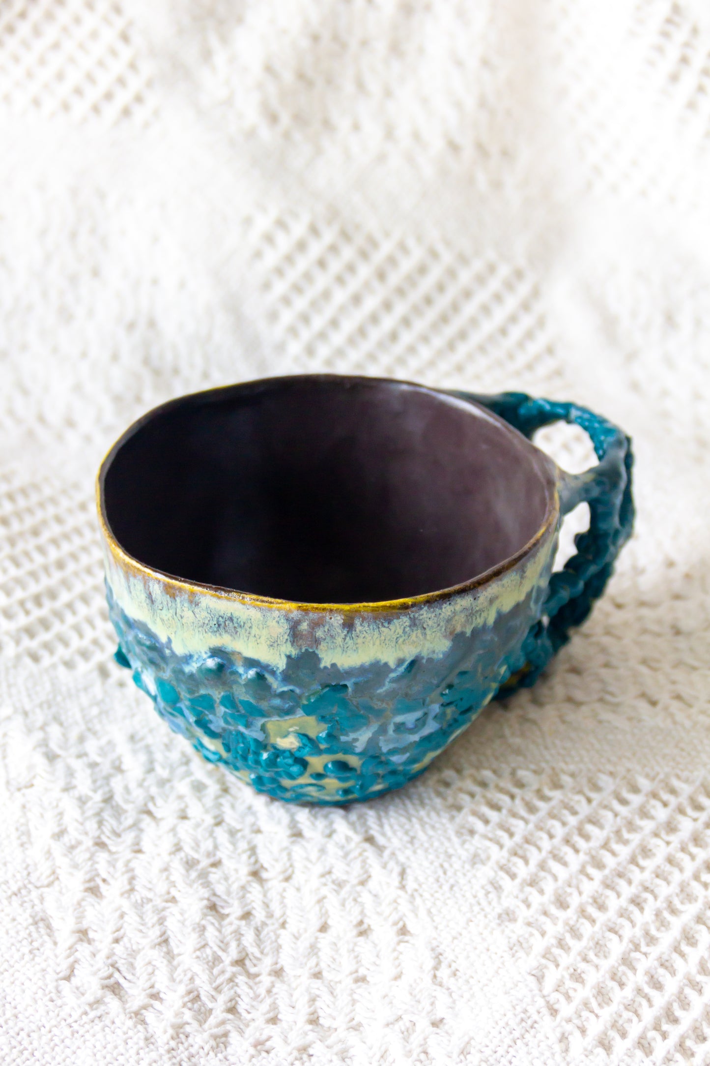 Filiżanka ceramiczna „Tripto” niebiesko-czarna