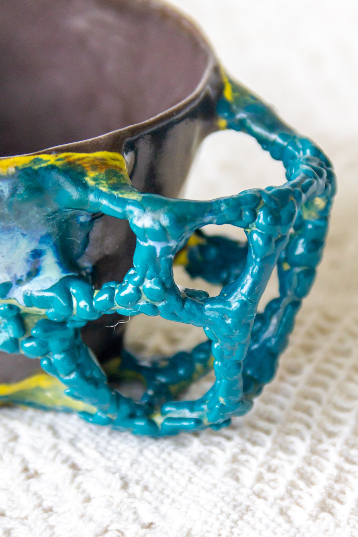 Filiżanka ceramiczna „Tripto” niebiesko-czarna