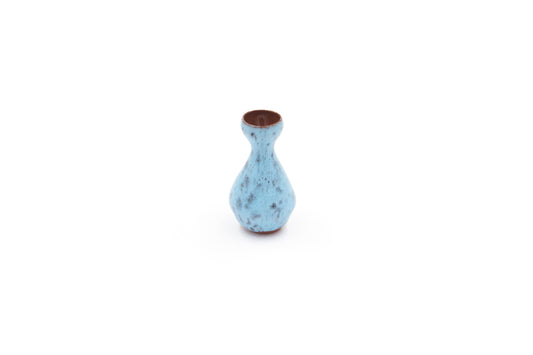 Vase bleu à taches